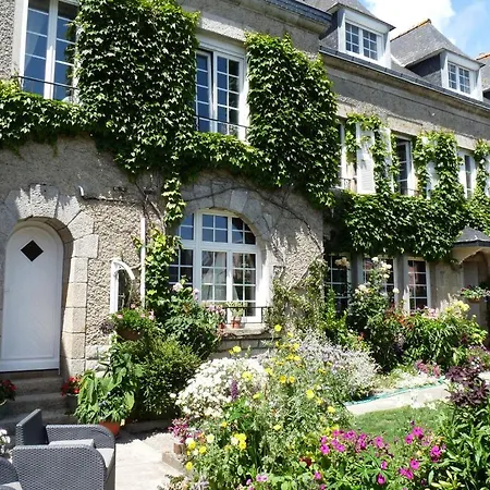 Maison D'hotes Cap Ouest 2*