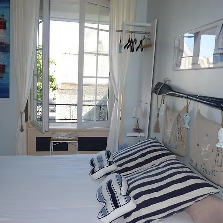 Maison D'hôtes Cap Ouest Couette-café 2*