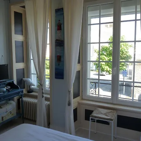 Couette-café Maison D'hôtes Cap Ouest 2*